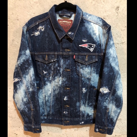 Levi’s New England Patriots Bleached Denim Jacket - Picture 1 of 3